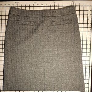 Talbot A-line Skirt Black and White with zigzag pattern size 6p